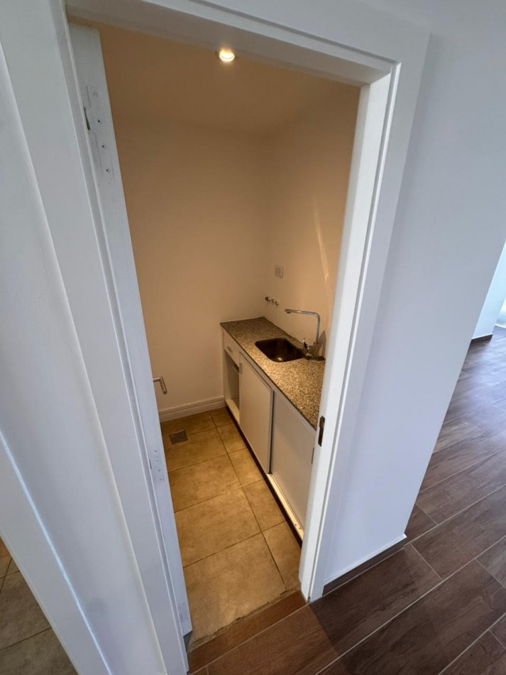 OFICINA EN PLAZA MITRE