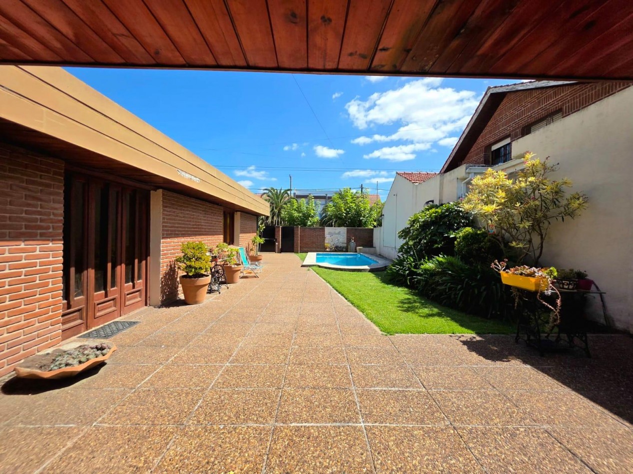 CASA BARRIO PARQUE LURO