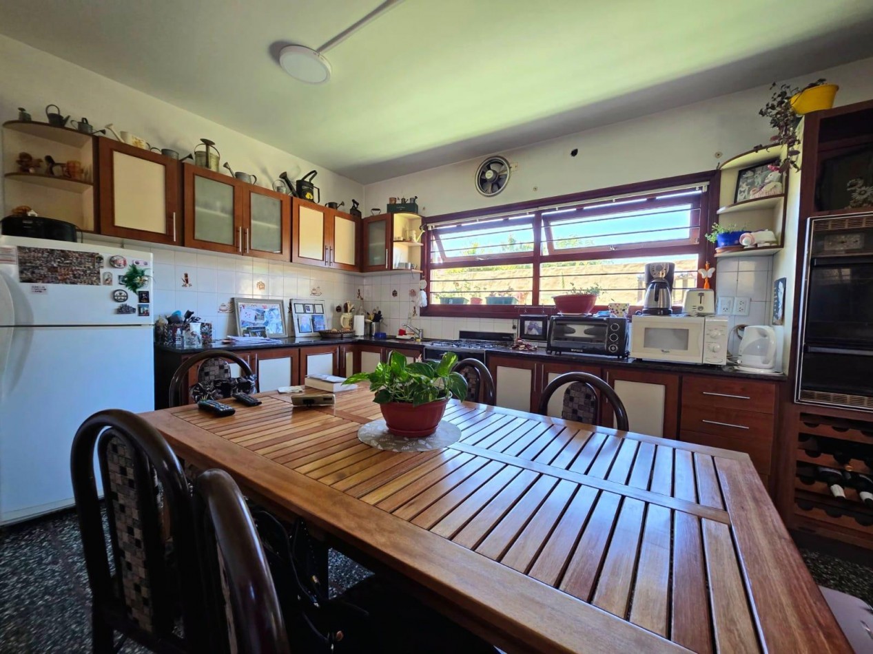 CASA BARRIO PARQUE LURO