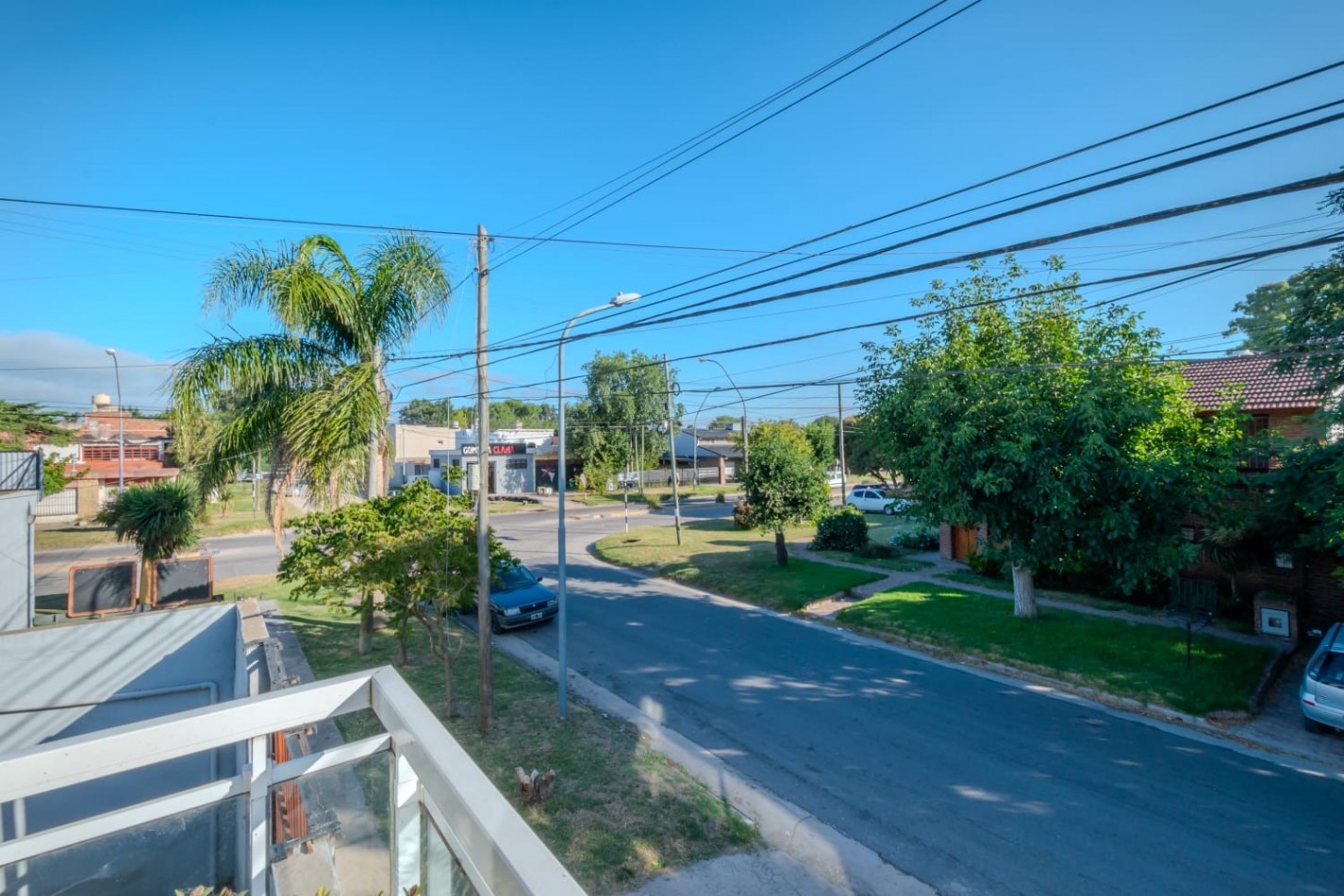 VENTA 5 AMBIENTES • SAGASTIZABAL 7427 • APTO CREDITO