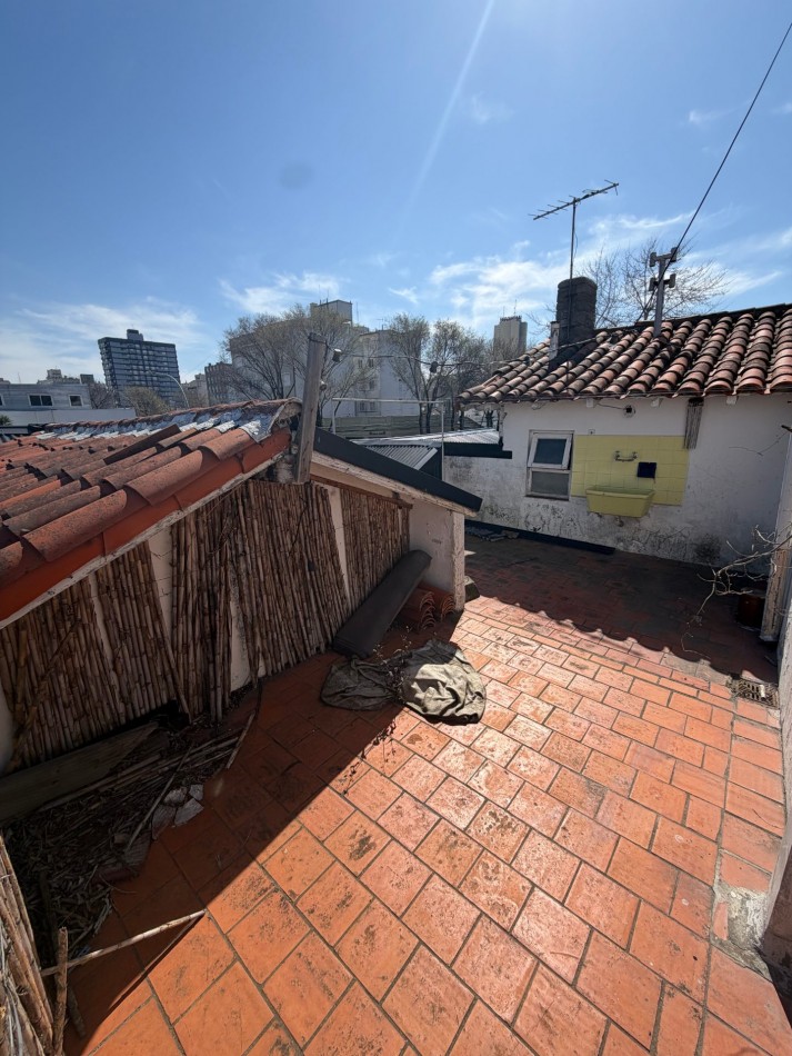 ALQUILER CHALET 4 AMBIENTES • ZONA GUEMES
