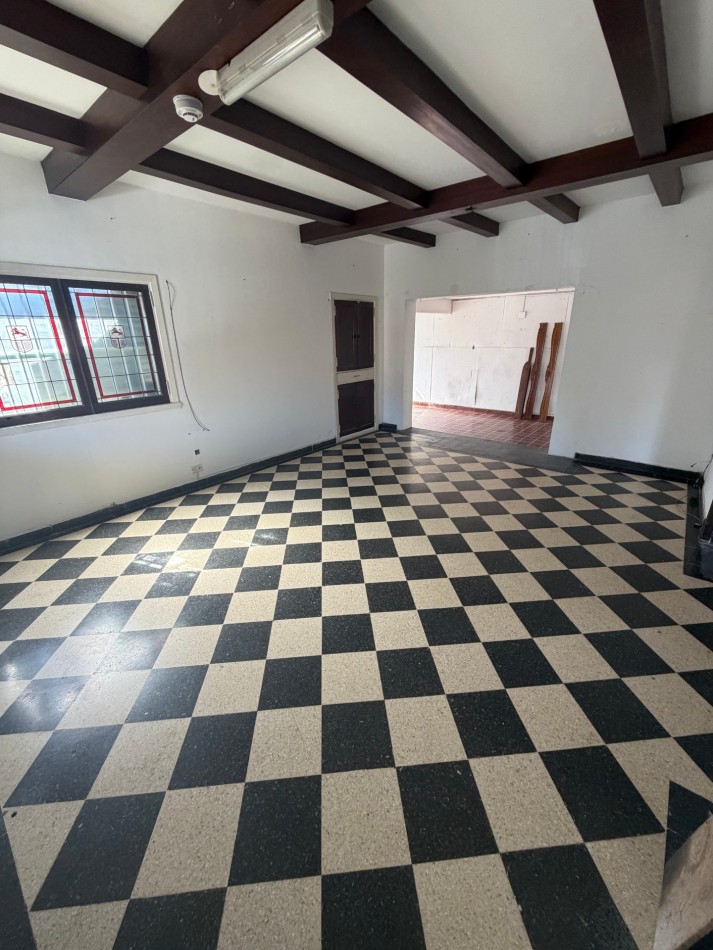 ALQUILER CHALET 4 AMBIENTES • ZONA GUEMES