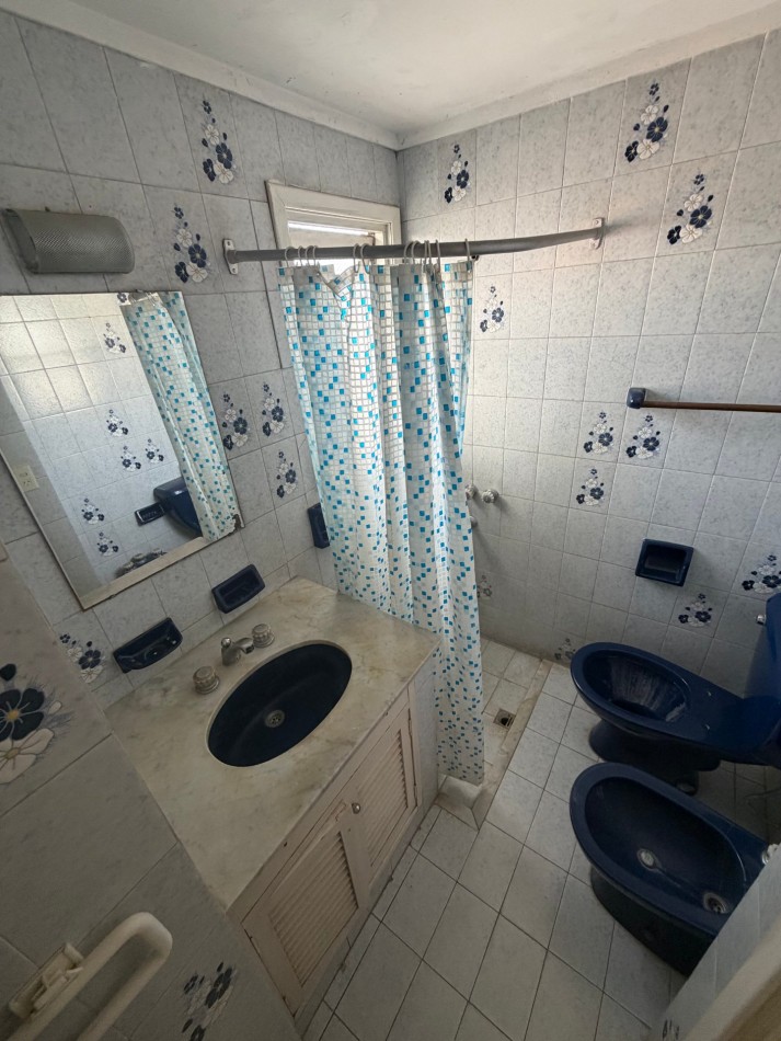 ALQUILER CHALET 4 AMBIENTES • ZONA GUEMES