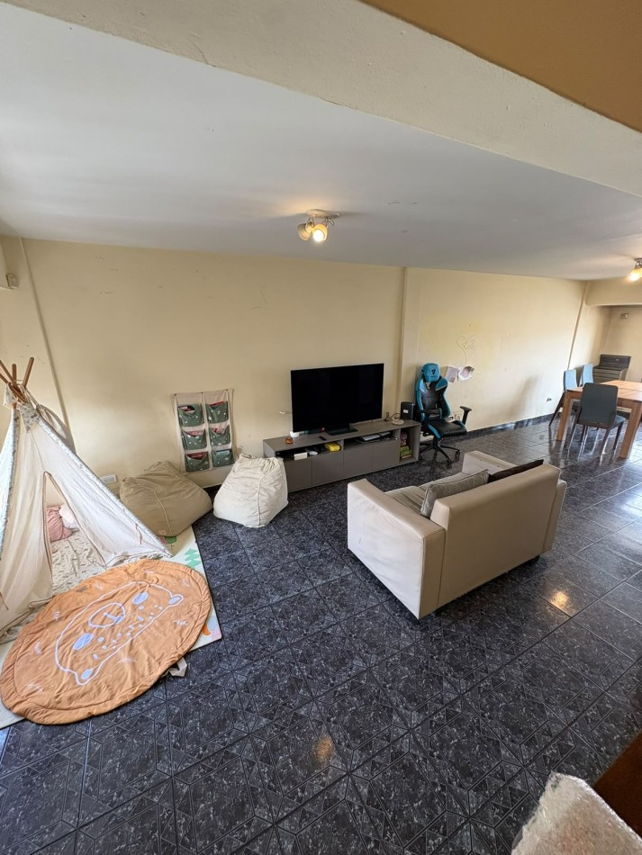 Duplex 4 ambientes. Barrio San Carlos