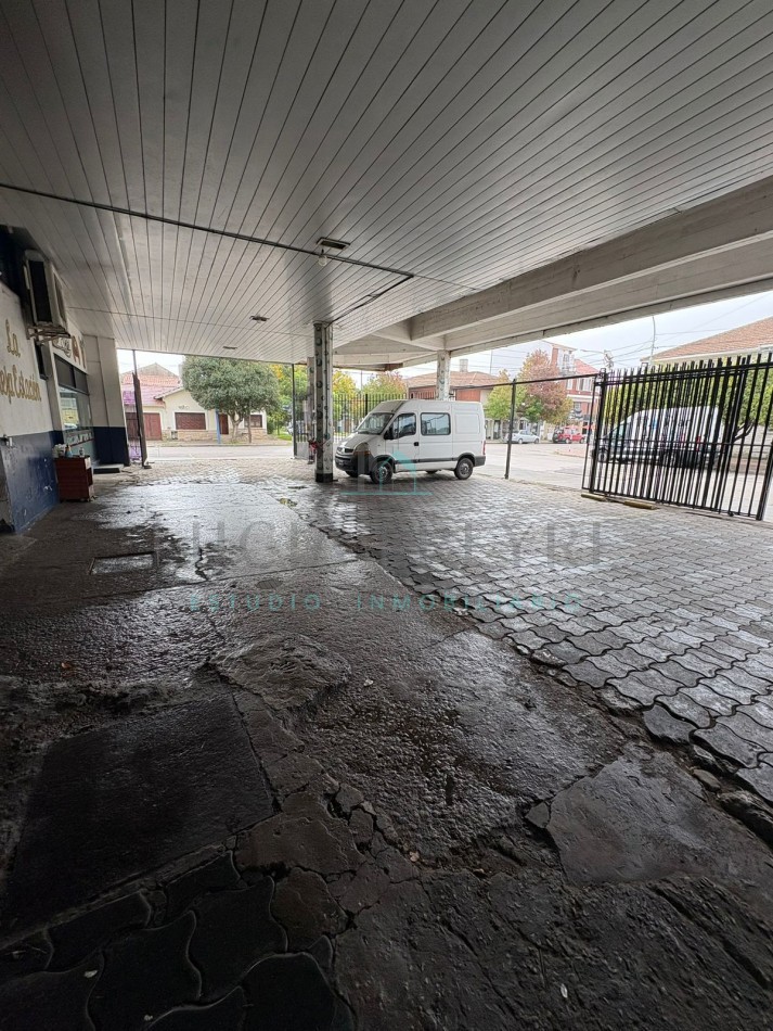 Propiedad comercial Parque Luro