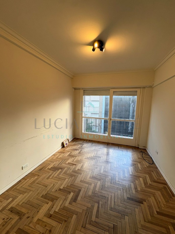  2 ambientes con balcon en Falucho 1600