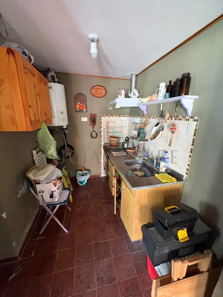 Casa con parque y quincho en venta - Barrio Los Andes MULTIFAMILIAR