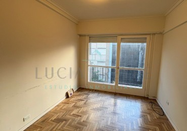  2 ambientes con balcon en Falucho 1600